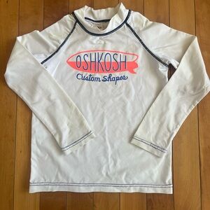 Oshkosh B’Gosh rashgaurd 4T Free 🆓